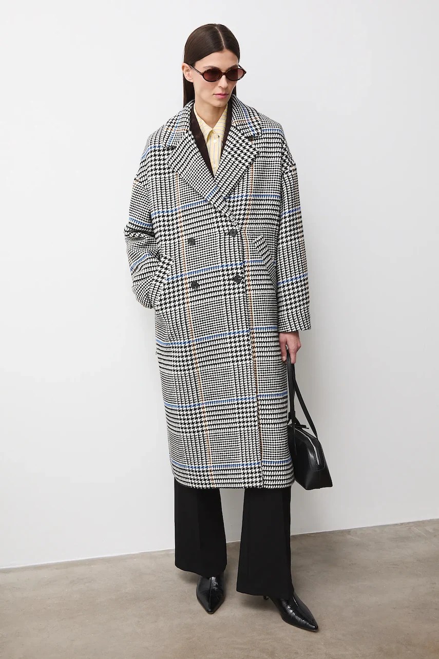 Palton din lână – model medicine Palton din lână – model medicine