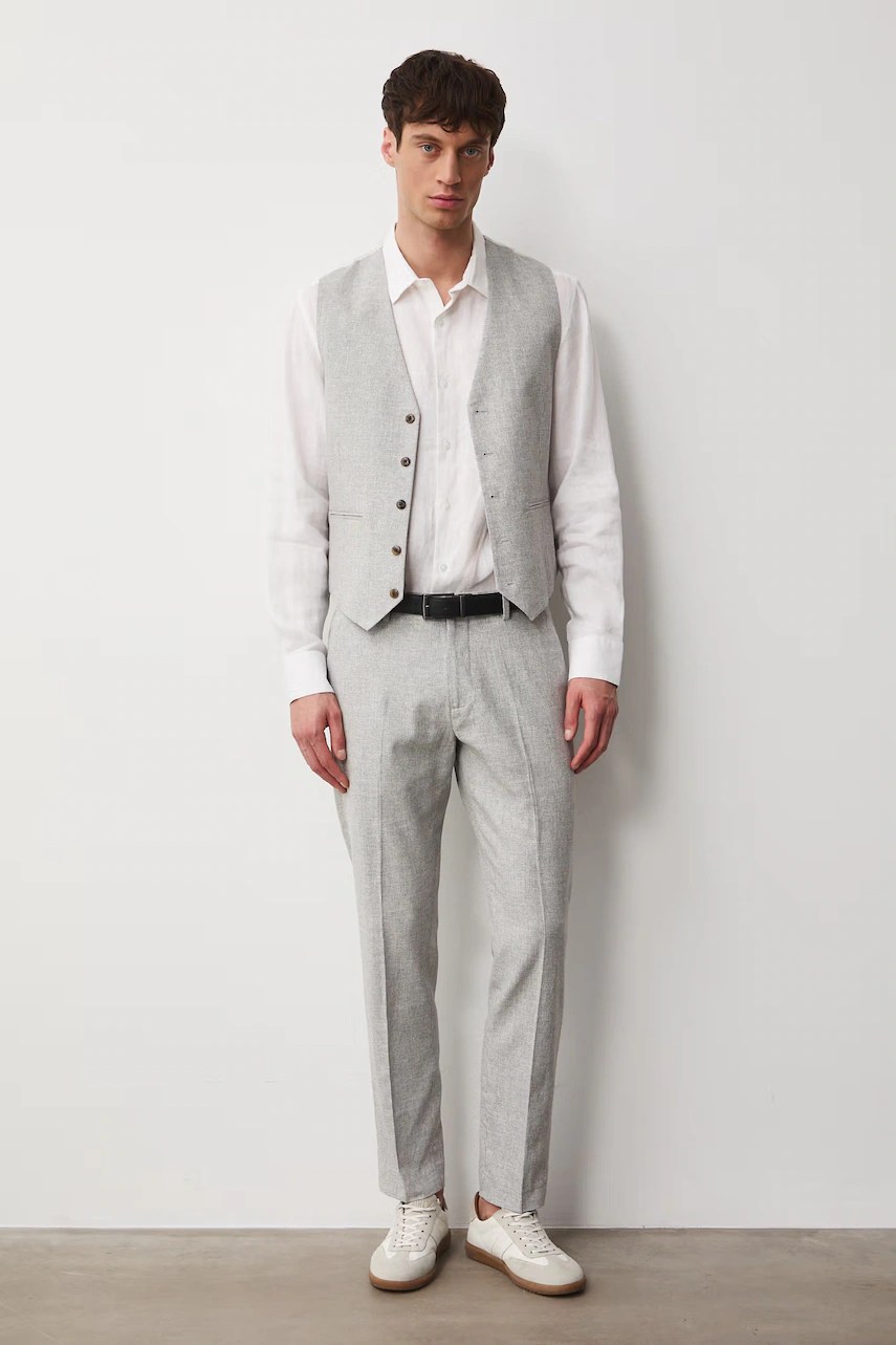 Pantaloni chinos pentru bărbați, din bumbac și in Pantaloni chinos pentru bărbați, din bumbac și in