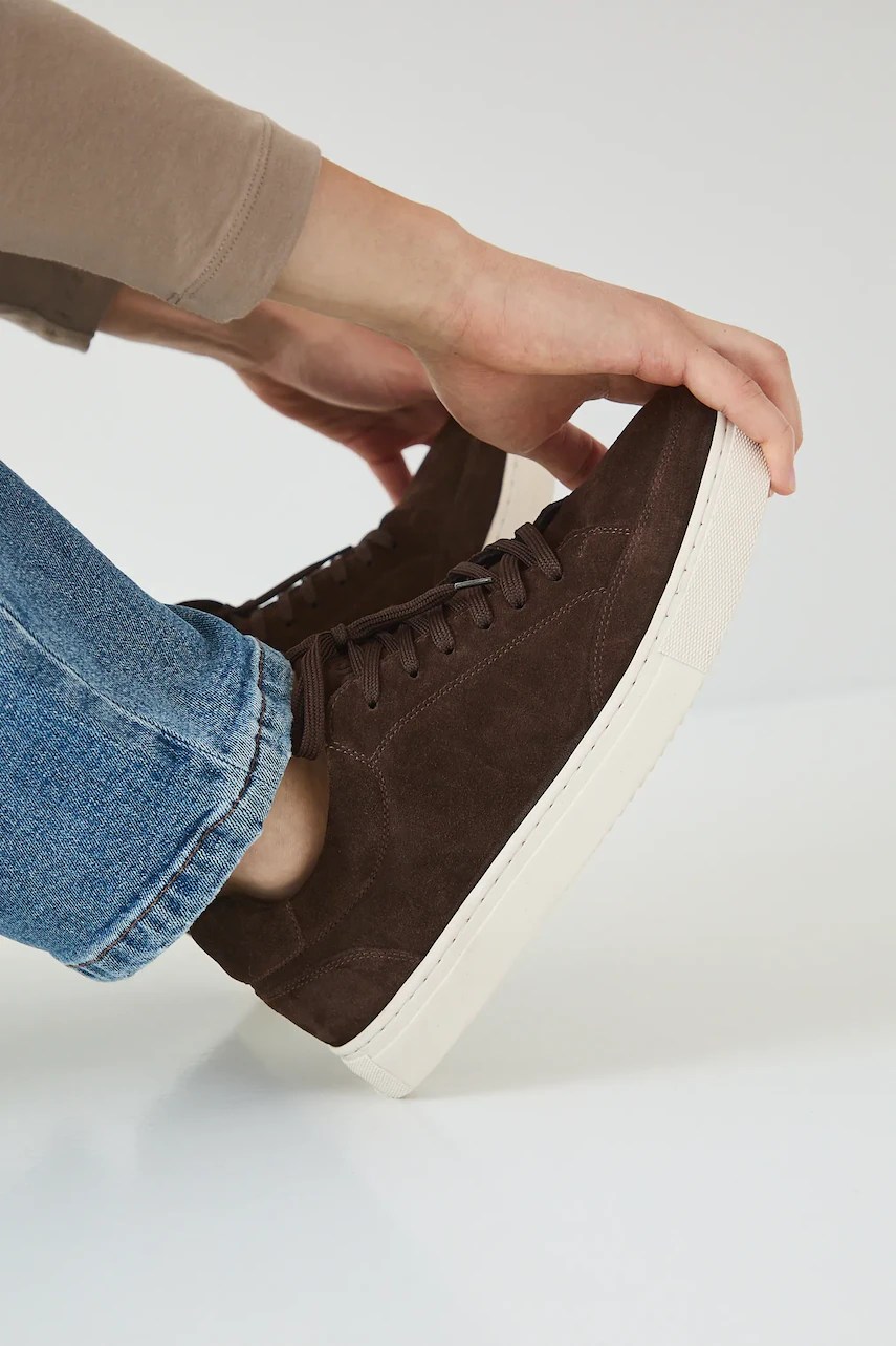 Teniși din piele întoarsă medicine Teniși din piele întoarsă medicine