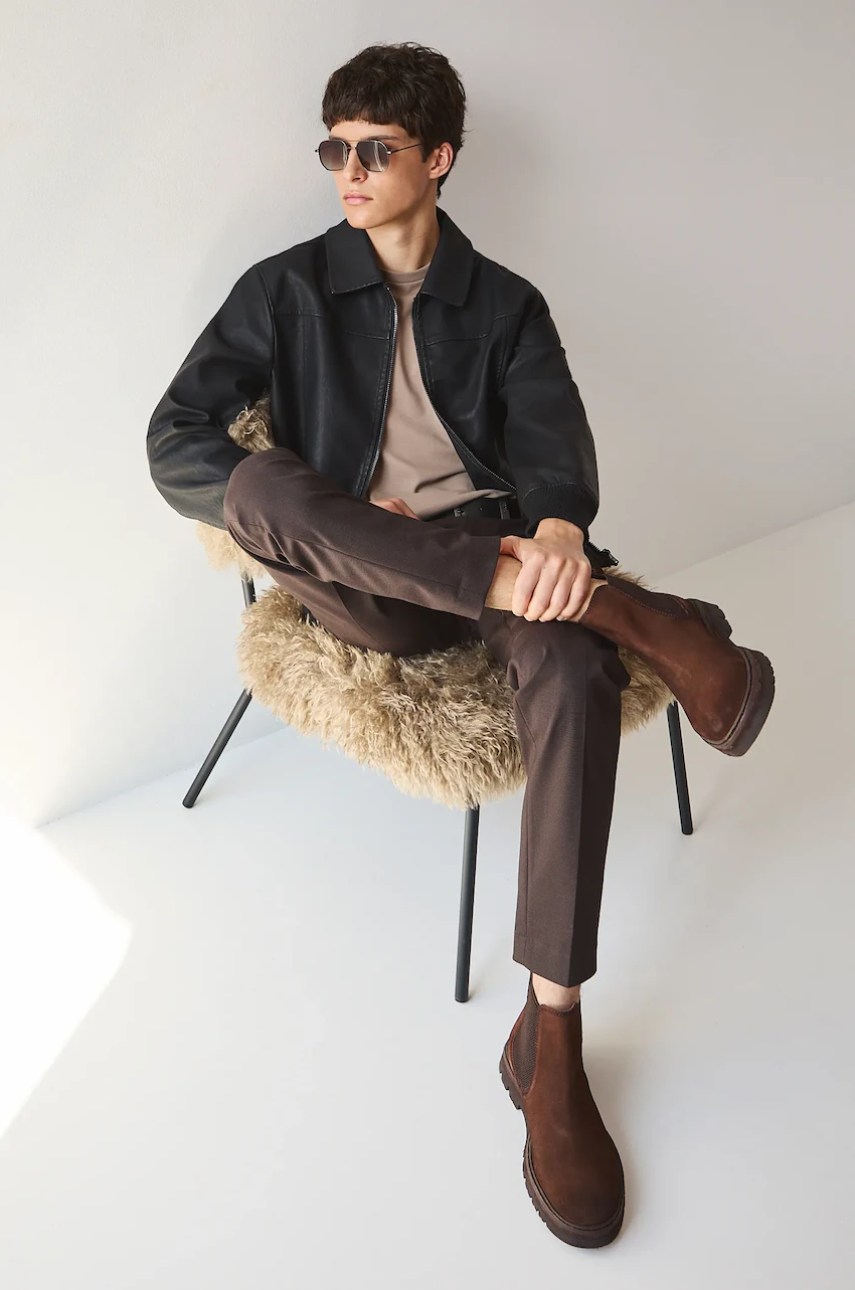 Pantofi medicine din piele întoarsă Pantofi medicine din piele întoarsă