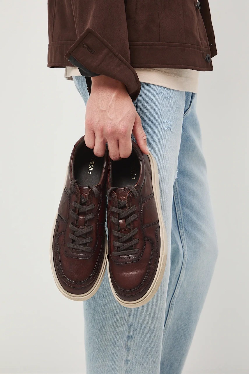 Sneakers bărbați medicine din piele Sneakers bărbați medicine din piele