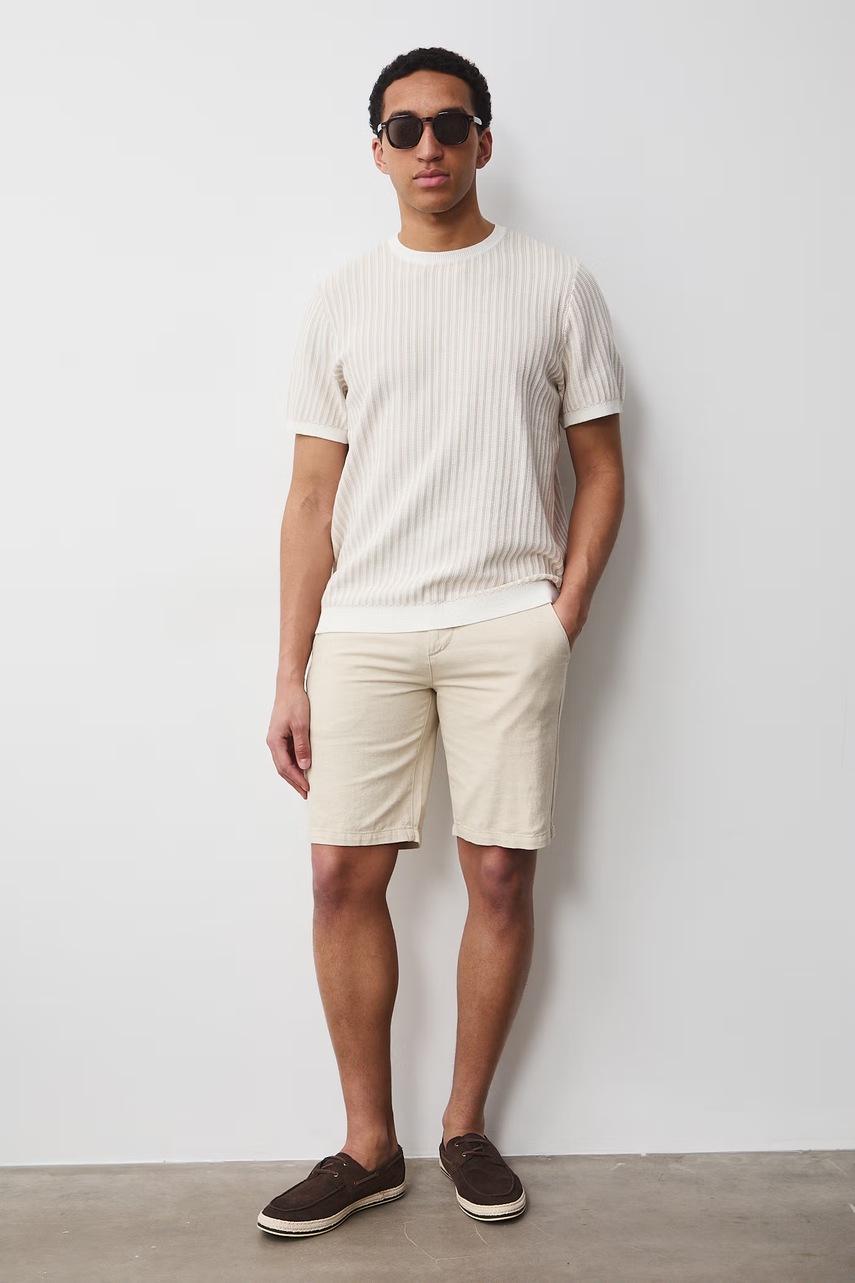 Pantaloni scurți medicine din amestec de in Pantaloni scurți medicine din amestec de in