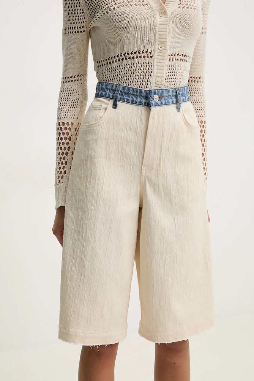 Pantaloni scurți moschino jeans Pantaloni scurți moschino jeans