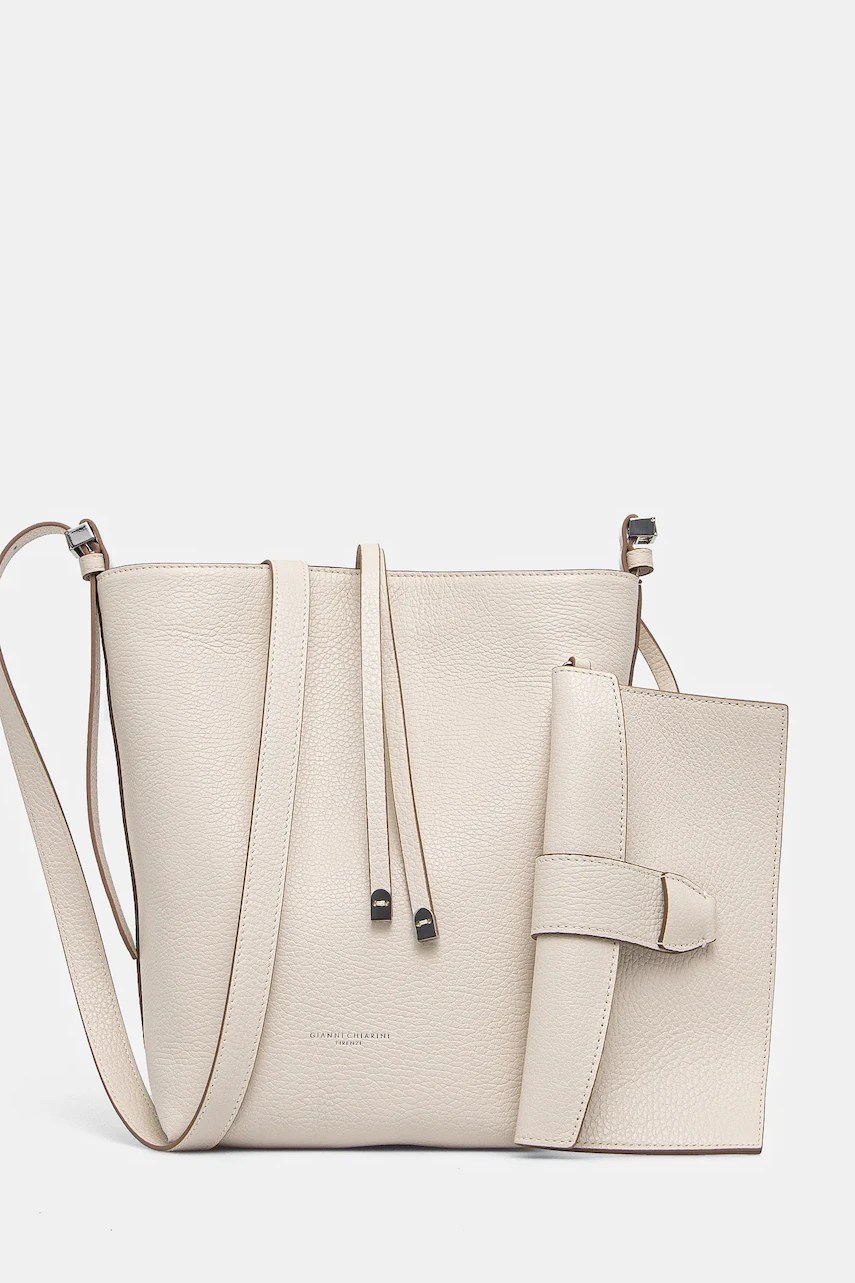 Geantă tip sac gianni chiarini AMELIA din piele Geantă tip sac gianni chiarini AMELIA din piele