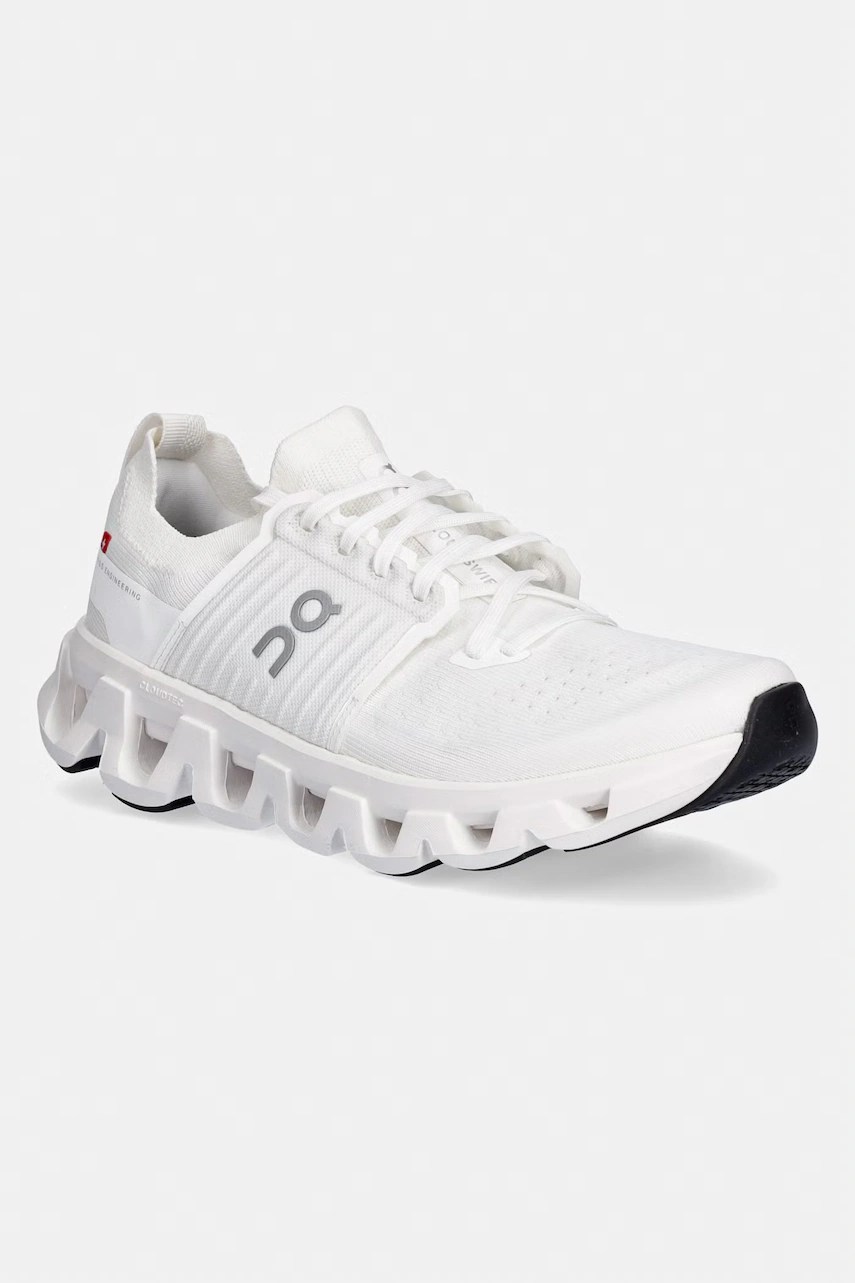 On pantofi de trening de damă Cloudswift 4 On pantofi de trening de damă Cloudswift 4