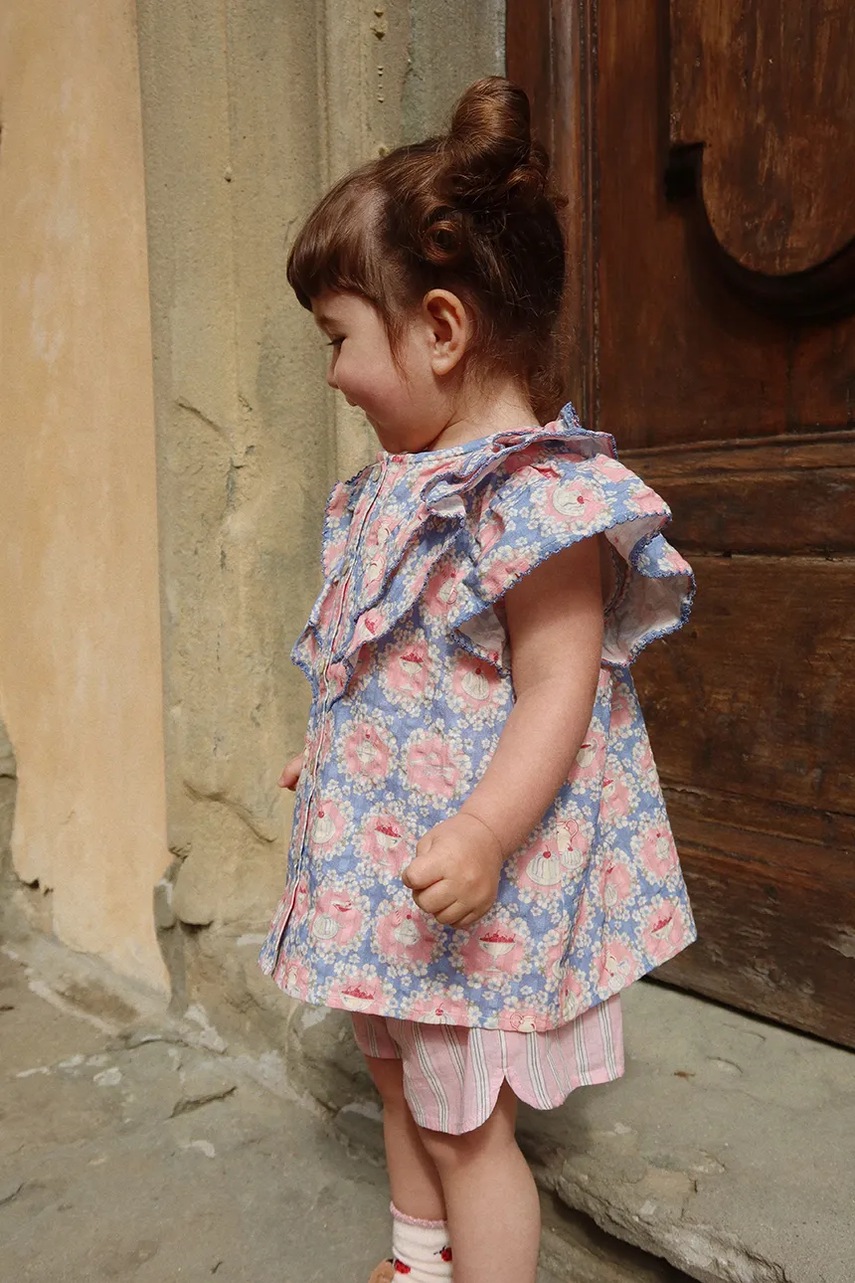 Bluza de bumbac pentru copii KIM FRILL SS SHIRT GOTS de la konges sløjd Bluza de bumbac pentru copii KIM FRILL SS SHIRT GOTS de la konges sløjd