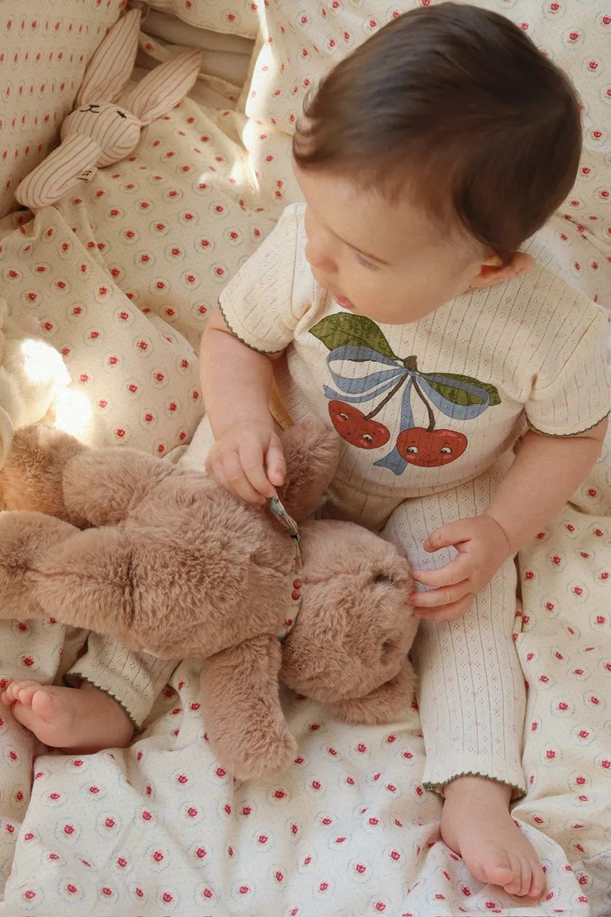 Body din bumbac pentru bebeluși MINNIE SS BODY GOTS de la konges sløjd Body din bumbac pentru bebeluși MINNIE SS BODY GOTS de la konges sløjd