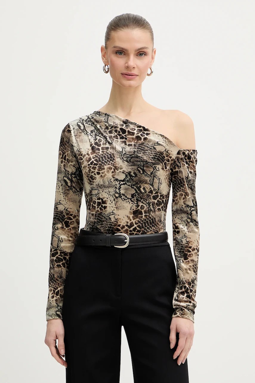 Tricou guess Tricou guess