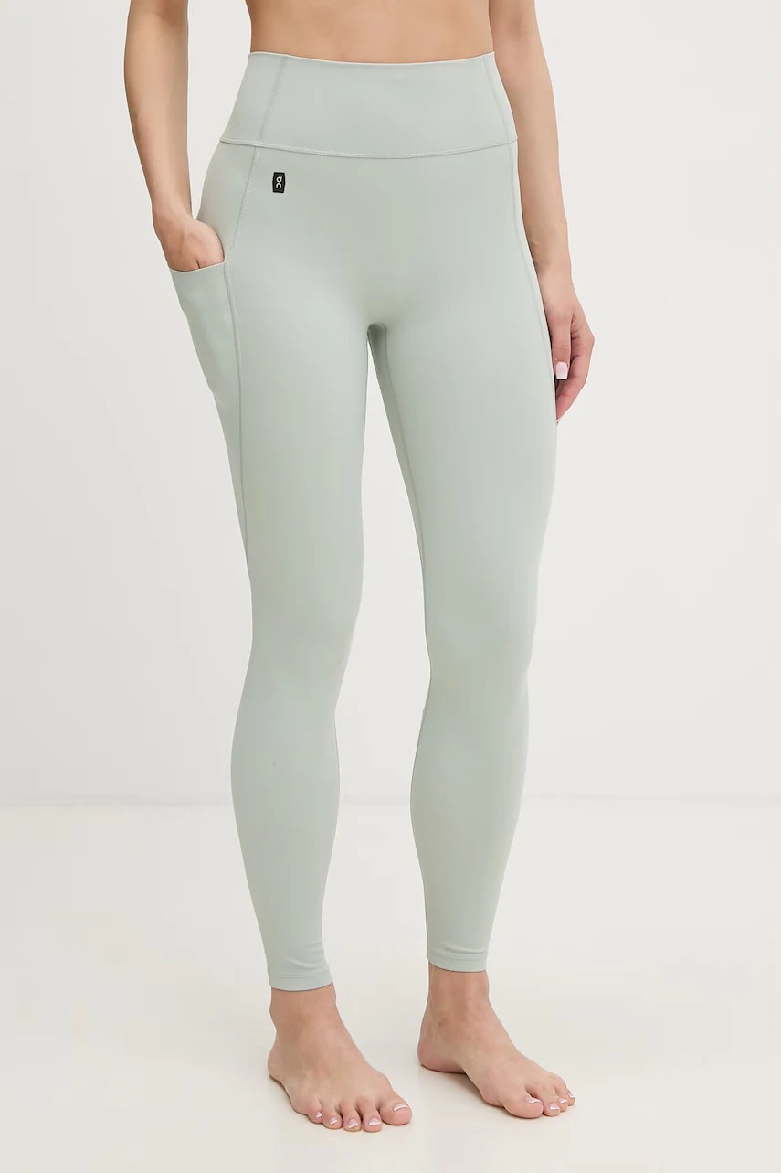 On damesc Studio On damesc Studio