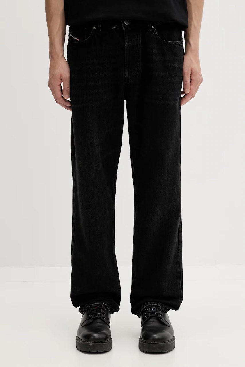 Blugi relaxed fit pentru bărbați diesel 2024 d-MACS l.32 Blugi relaxed fit pentru bărbați diesel 2024 d-MACS l.32