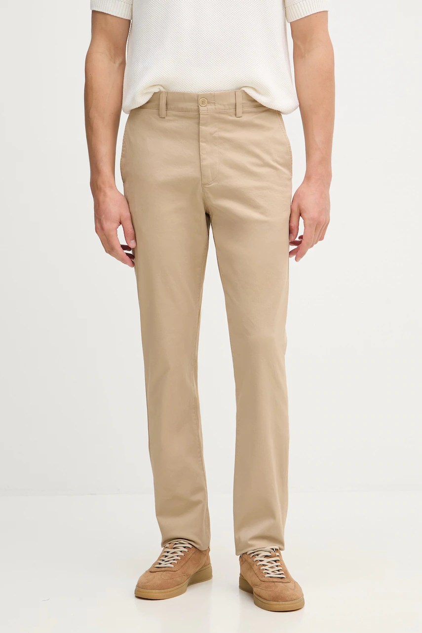 Pantaloni lacoste regular pentru bărbați din bumbac cu elastan Pantaloni lacoste regular pentru bărbați din bumbac cu elastan