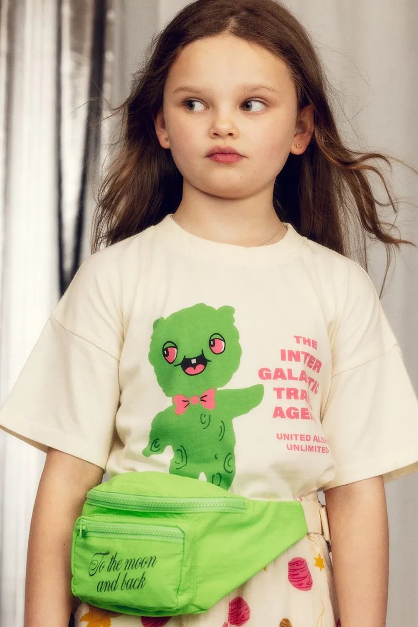 Mini rodini tricou de bumbac pentru copii – alien travel agency Mini rodini tricou de bumbac pentru copii – alien travel agency
