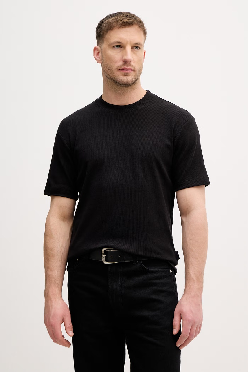 Tricou bărbătesc sisley din bumbac Tricou bărbătesc sisley din bumbac
