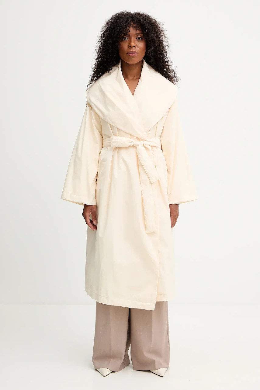 Palton liviana conti Palton liviana conti