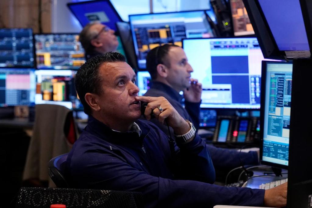 Stock market today: Dow leads weekly stock market rally ahead of Trump inauguration Stock market today: Dow leads weekly stock market rally ahead of Trump inauguration