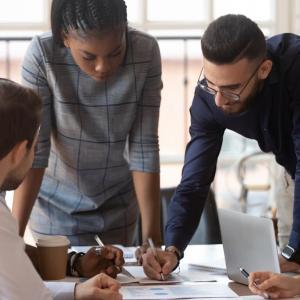 Goldman Sachs Spotlights Dividend Stocks Using AI – 5 Strong Buys Now Goldman Sachs Spotlights Dividend Stocks Using AI – 5 Strong Buys Now