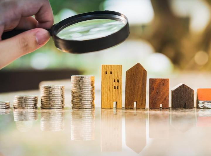 1 Top REIT to Buy Hand Over Fist in June for Passive Income 1 Top REIT to Buy Hand Over Fist in June for Passive Income