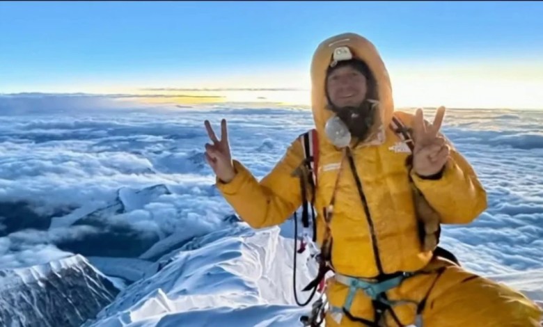 Climbers use controversial xenon gas to climb Everest Climbers use controversial xenon gas to climb Everest