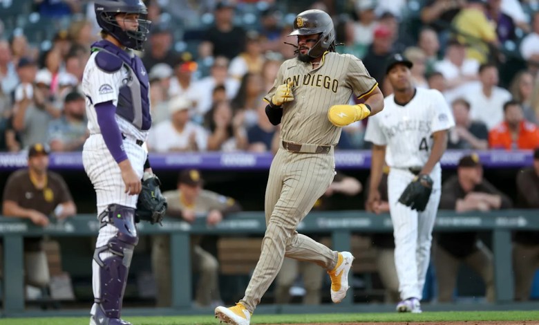 The Rockies, already at the worst beginning of the history of the NL, lose 21-0 against Padres The Rockies, already at the worst beginning of the history of the NL, lose 21-0 against Padres