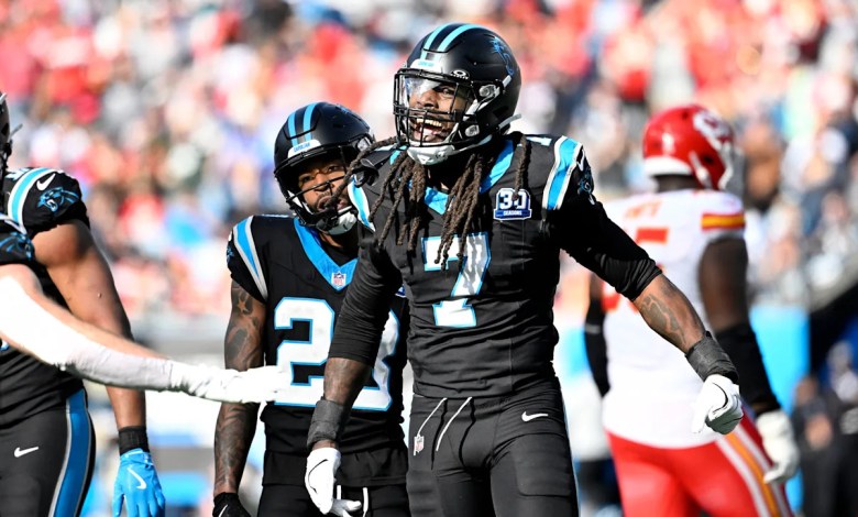 Carolina Panthers releases the Jadeveon Clowney pass pass: reports Carolina Panthers releases the Jadeveon Clowney pass pass: reports