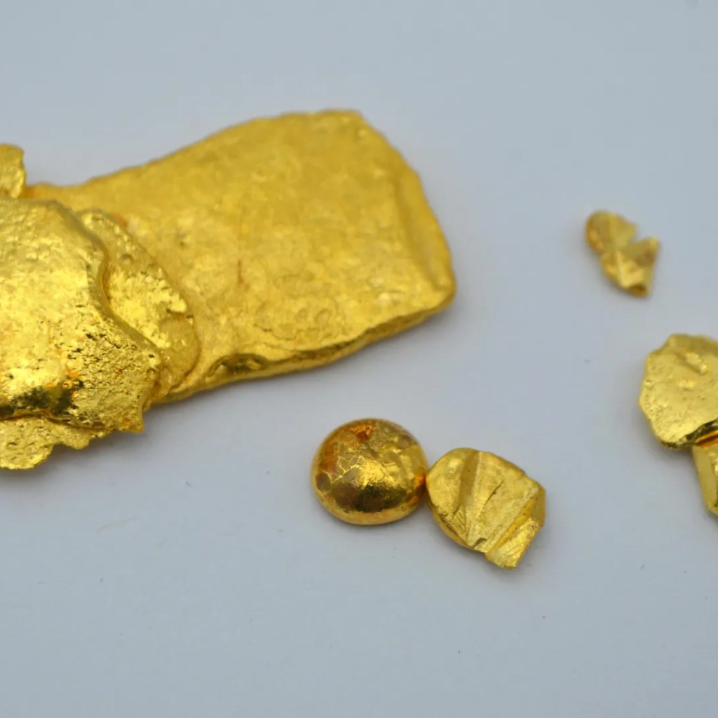 This breakthrough turns old tech into pure gold — No mercury, no cyanide, just light and salt This breakthrough turns old tech into pure gold — No mercury, no cyanide, just light and salt