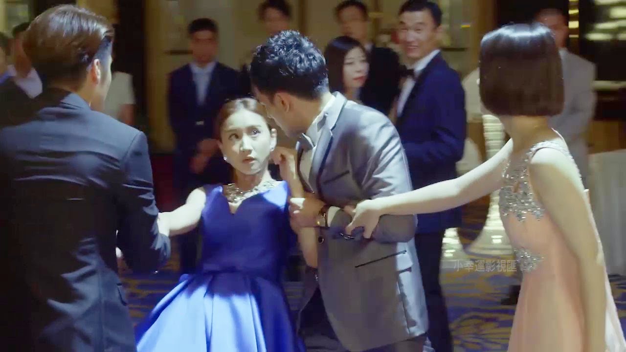 酒会上女孩摔倒,两个总裁相继救下,心机女心生妒忌 💗 Chinese Television Dramas 酒会上女孩摔倒,两个总裁相继救下,心机女心生妒忌 💗 Chinese Television Dramas