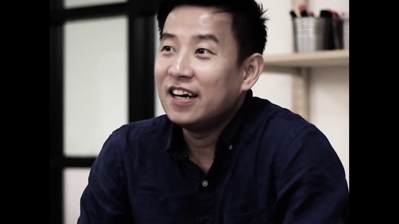 ‘นิ้วกลม’ กับตัวตนหลังก้าวพ้นยอดเขา | The MATTER ‘นิ้วกลม’ กับตัวตนหลังก้าวพ้นยอดเขา | The MATTER