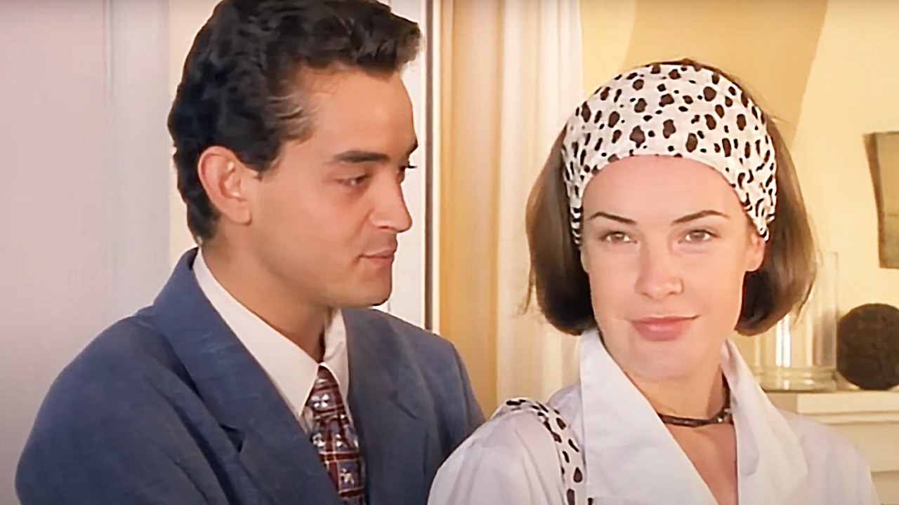 Saint-Tropez – Etat critique S1EP09 – Série TV Saint-Tropez – Etat critique S1EP09 – Série TV