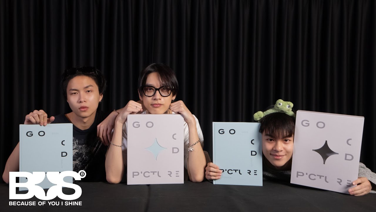 ตามหาภาพถ่ายรวมที่เห็นปุ๊บนี่แหละ BUS ใน GOOD QUALITY PICTURE PHOTOBOOK กับ JUNGT, MARCKRIS, NEX ตามหาภาพถ่ายรวมที่เห็นปุ๊บนี่แหละ BUS ใน GOOD QUALITY PICTURE PHOTOBOOK กับ JUNGT, MARCKRIS, NEX