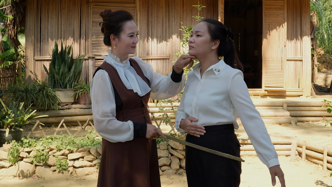 No one else but Jack’s mother taught Tu Tien life skills, helping her cope with life’s challenges. No one else but Jack’s mother taught Tu Tien life skills, helping her cope with life’s challenges.