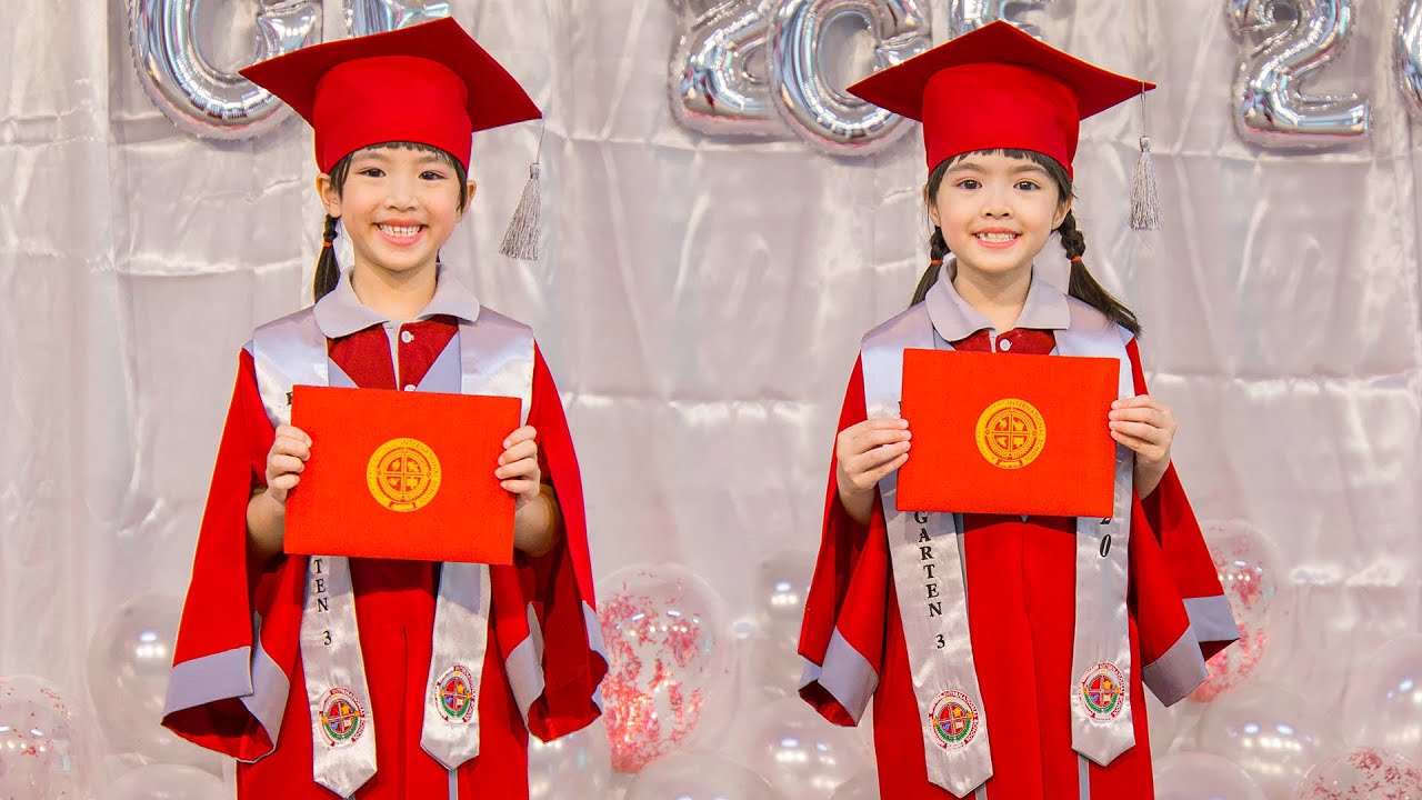 หนูยิ้มหนูแย้ม รับบัณฑิตน้อย จบอนุบาล3แล้ว หนูยิ้มหนูแย้ม รับบัณฑิตน้อย จบอนุบาล3แล้ว