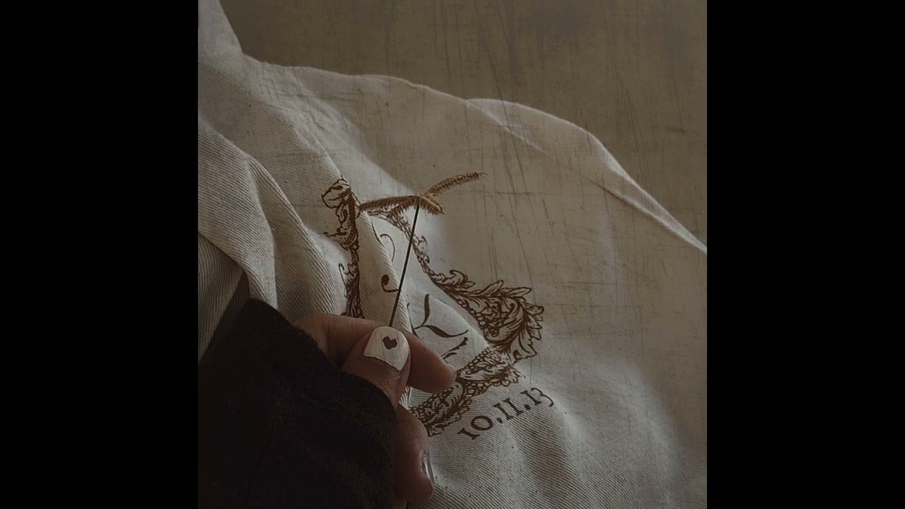 JUNENOM – กาลครั้งนึง (Official audio) JUNENOM – กาลครั้งนึง (Official audio)