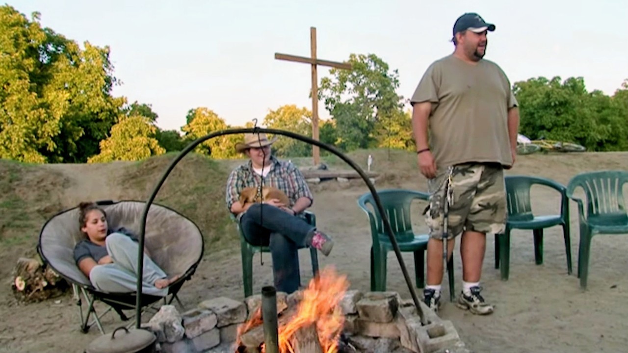 Los Angeles: Behind the Glittering Facade Los Angeles: Behind the Glittering Facade