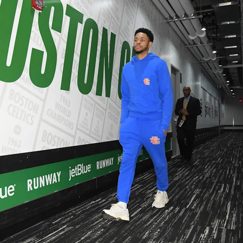 Anfernee Simons addresses trade rumors and more at charity event Anfernee Simons addresses trade rumors and more at charity event