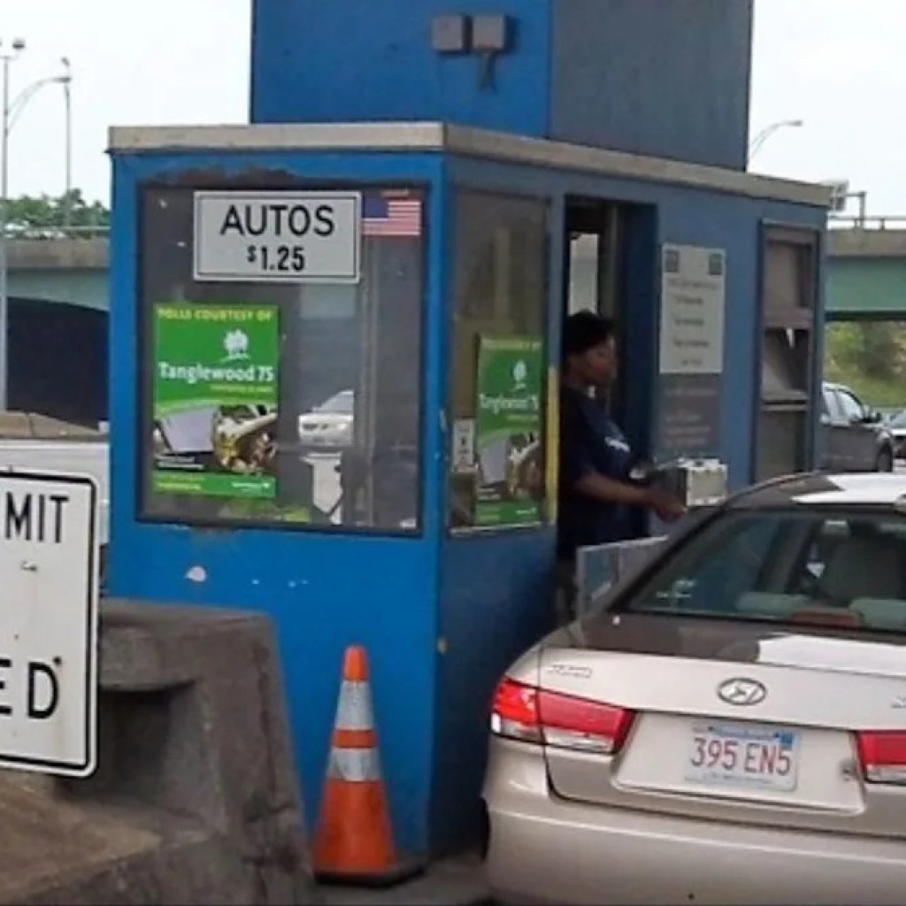 Massachusetts Lawmakers Move to End Driver’s License Suspensions Over Unpaid Tolls and Fees Massachusetts Lawmakers Move to End Driver’s License Suspensions Over Unpaid Tolls and Fees