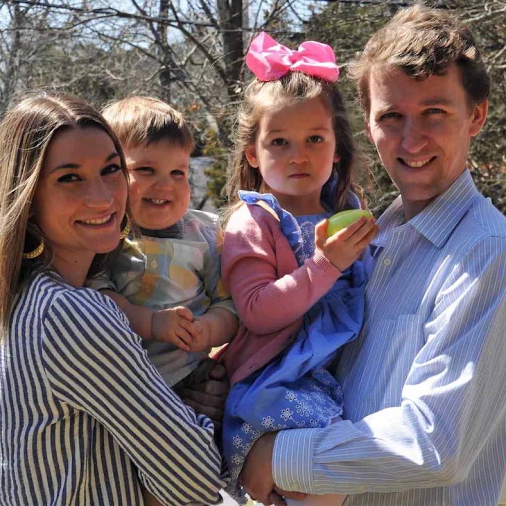 Lindsay Clancy, Mother Accused of Murdering 3 Children, Wants Trial Moved to Boston Due to Local ‘Disapproval’ Lindsay Clancy, Mother Accused of Murdering 3 Children, Wants Trial Moved to Boston Due to Local ‘Disapproval’