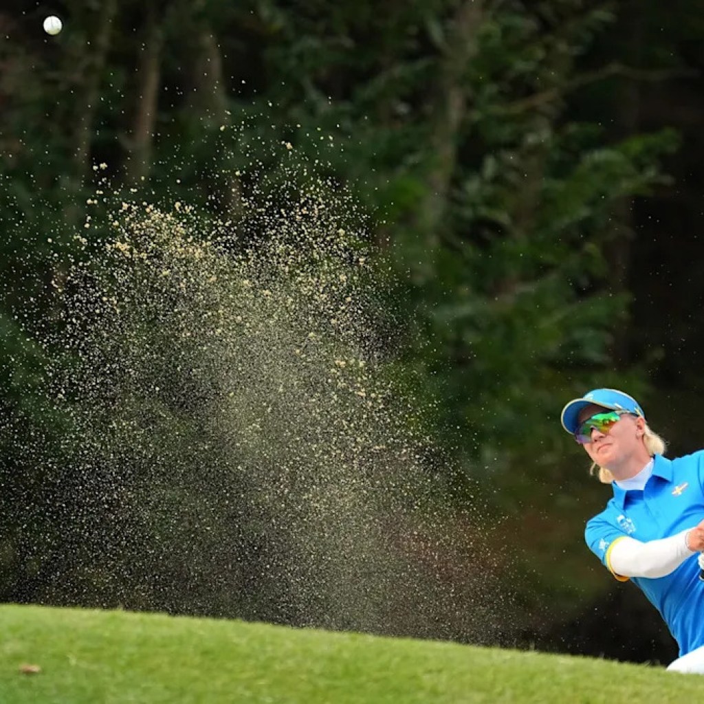 Americans stay perfect after Day 2 of International Crown Americans stay perfect after Day 2 of International Crown