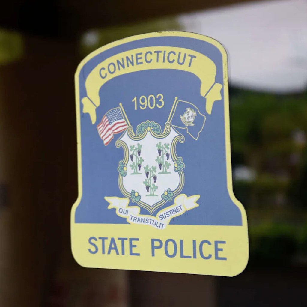 Massachusetts woman charged more than K to Mansfield man’s credit cards, police say Massachusetts woman charged more than K to Mansfield man’s credit cards, police say