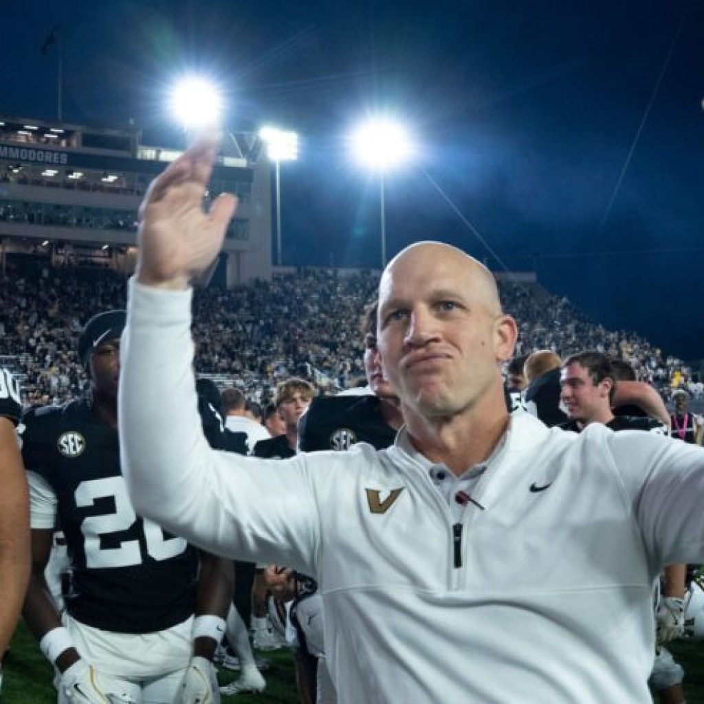 Vanderbilt lands commitment from Boston College transfer EDGE Edwin Kolenge Vanderbilt lands commitment from Boston College transfer EDGE Edwin Kolenge