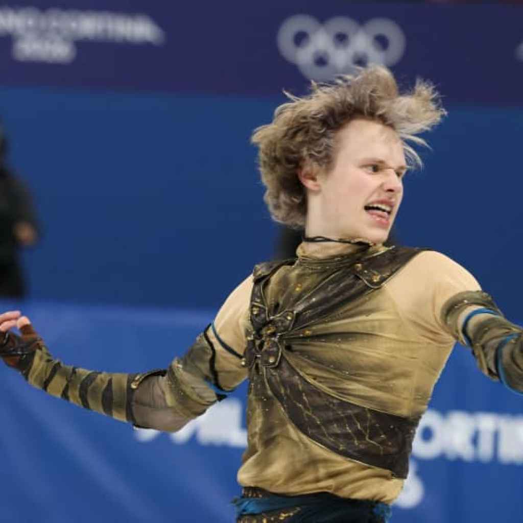 Malinin laments ‘vile online hatred’ in post after Olympic shock Malinin laments ‘vile online hatred’ in post after Olympic shock