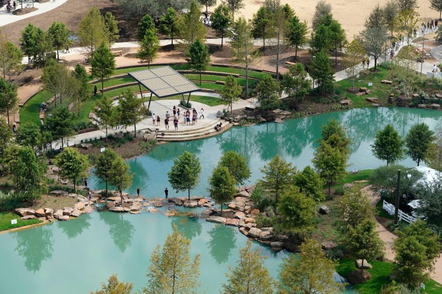 Including extra inexperienced house to a campus is an easy, reasonable and wholesome technique to assist hundreds of thousands of wired and depressed school scholars Including extra inexperienced house to a campus is an easy, reasonable and wholesome technique to assist hundreds of thousands of wired and depressed school scholars