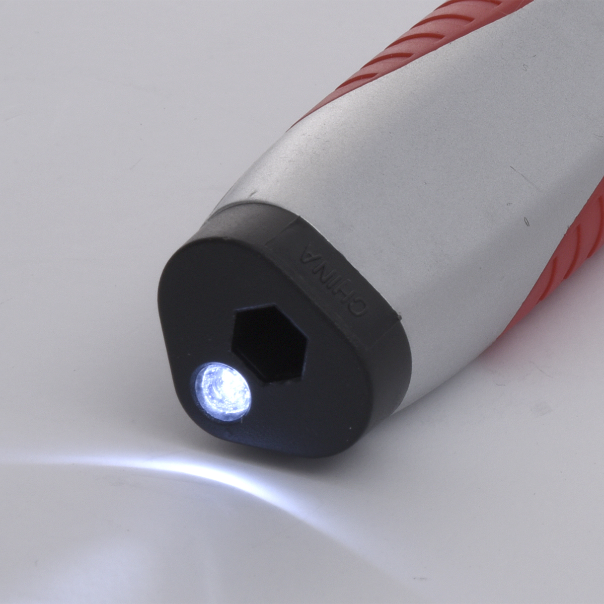 Multi-purpose Tool/flashlight 1