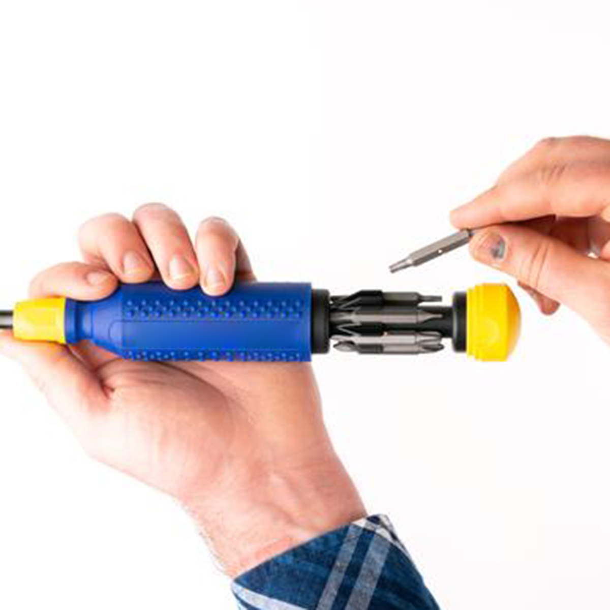 Megapro 15-in-1 Multi-bit Screwdriver 1