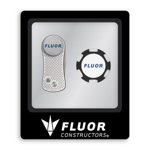 Ahead Switchfix Divot Repair Tool & Poker Chip Ball Marker Gift Set - White-Black 1 Ahead Switchfix Divot Repair Tool & Poker Chip Ball Marker Gift Set - White-Black 1