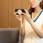 Native Union Snapstand Qi2 Wireless Charger - Sandstone - Alternate Native Union Snapstand Qi2 Wireless Charger - Sandstone - Alternate