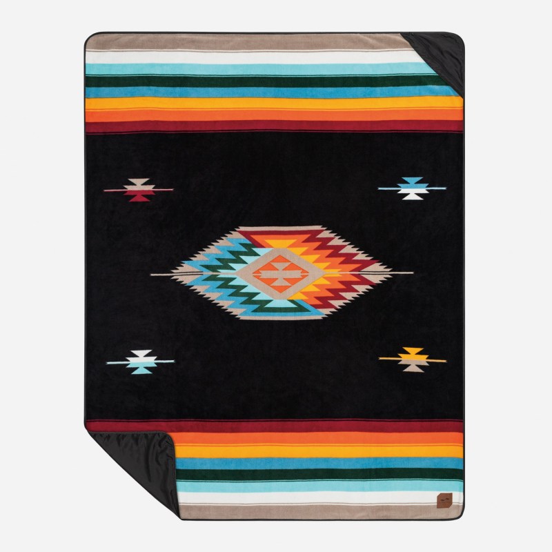 Slowtide® Camp Blanket - Valen-Multi 1 Slowtide® Camp Blanket - Valen-Multi 1