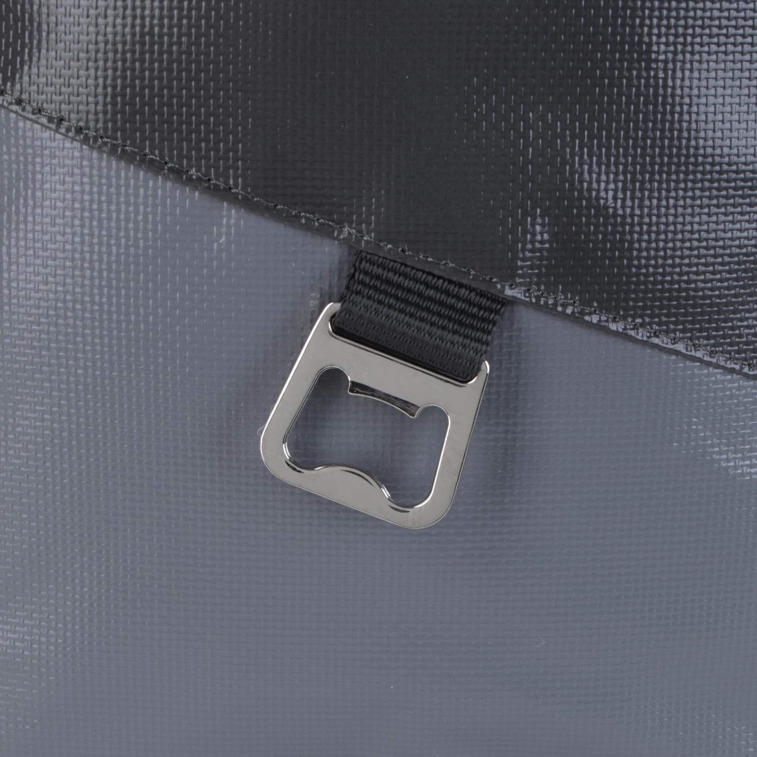 The Viking Collection® Tarpaulin Picnic Tote 2