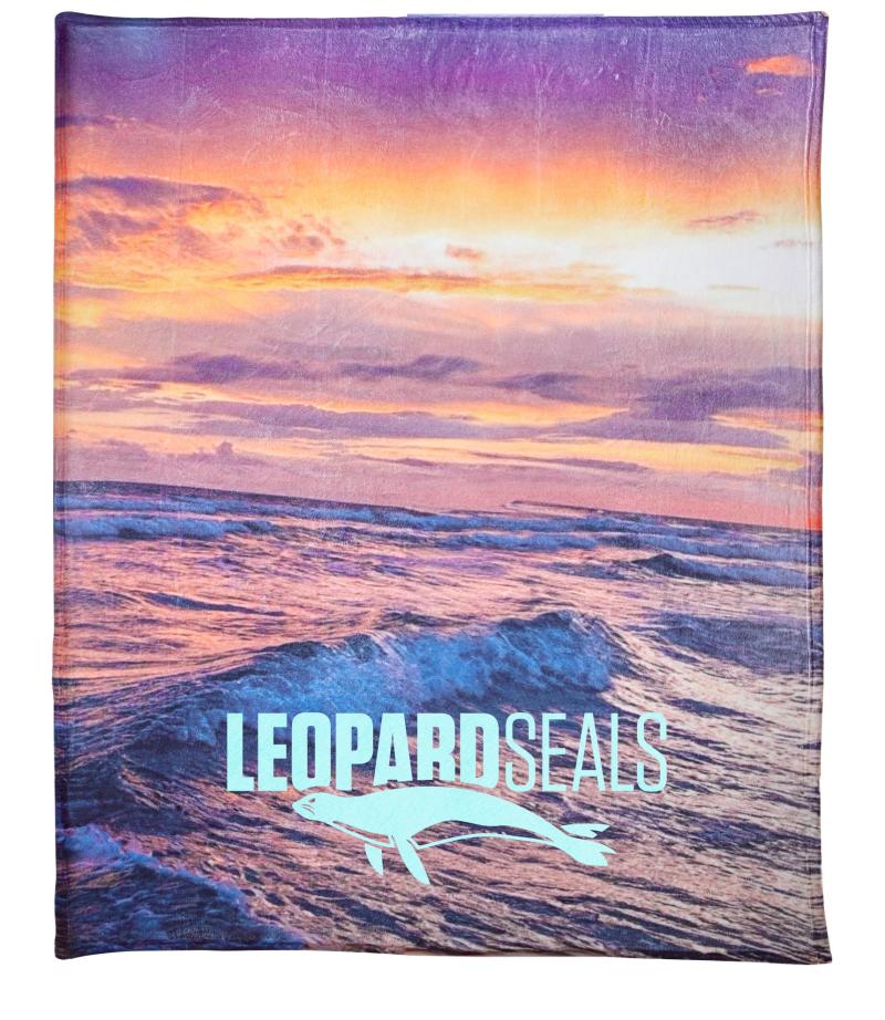 Good Value™ Large Sublimated Fleece Blanket 2 Good Value™ Large Sublimated Fleece Blanket 2