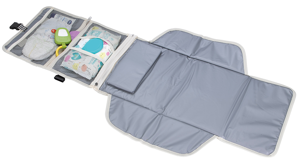 Atchison® Stripe?Diaper Changing Travel Pouch/Mat 2
