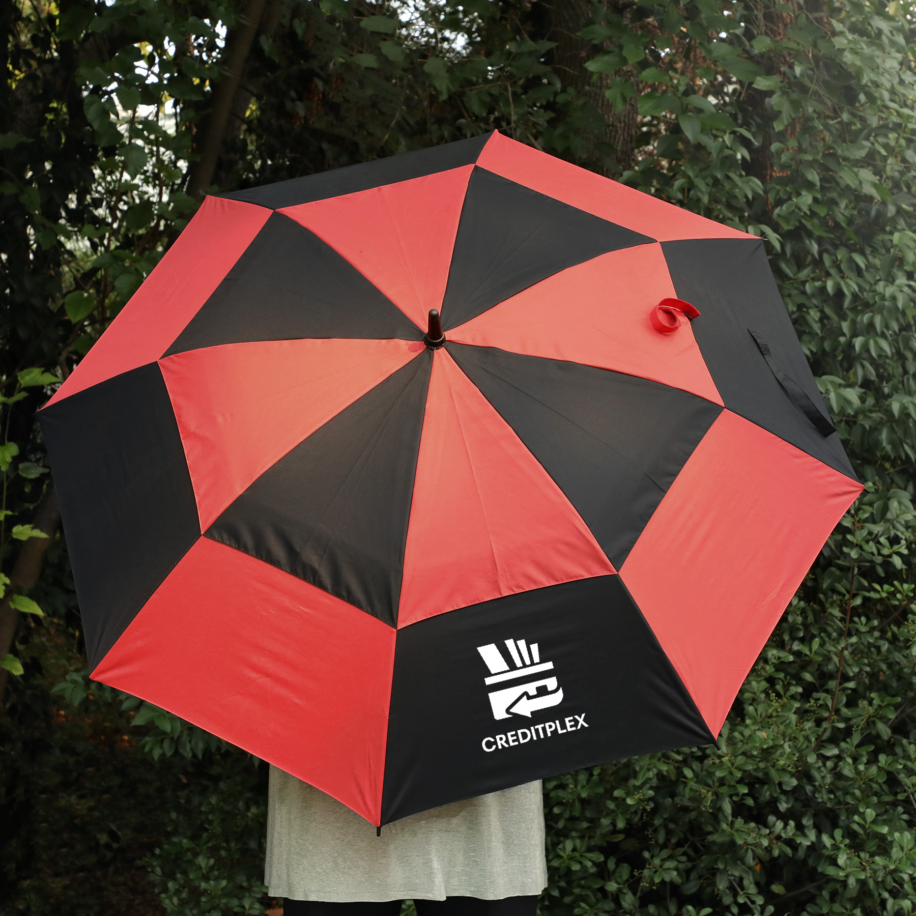 48" Arc Windproof Vented Automatic Umbrella 1